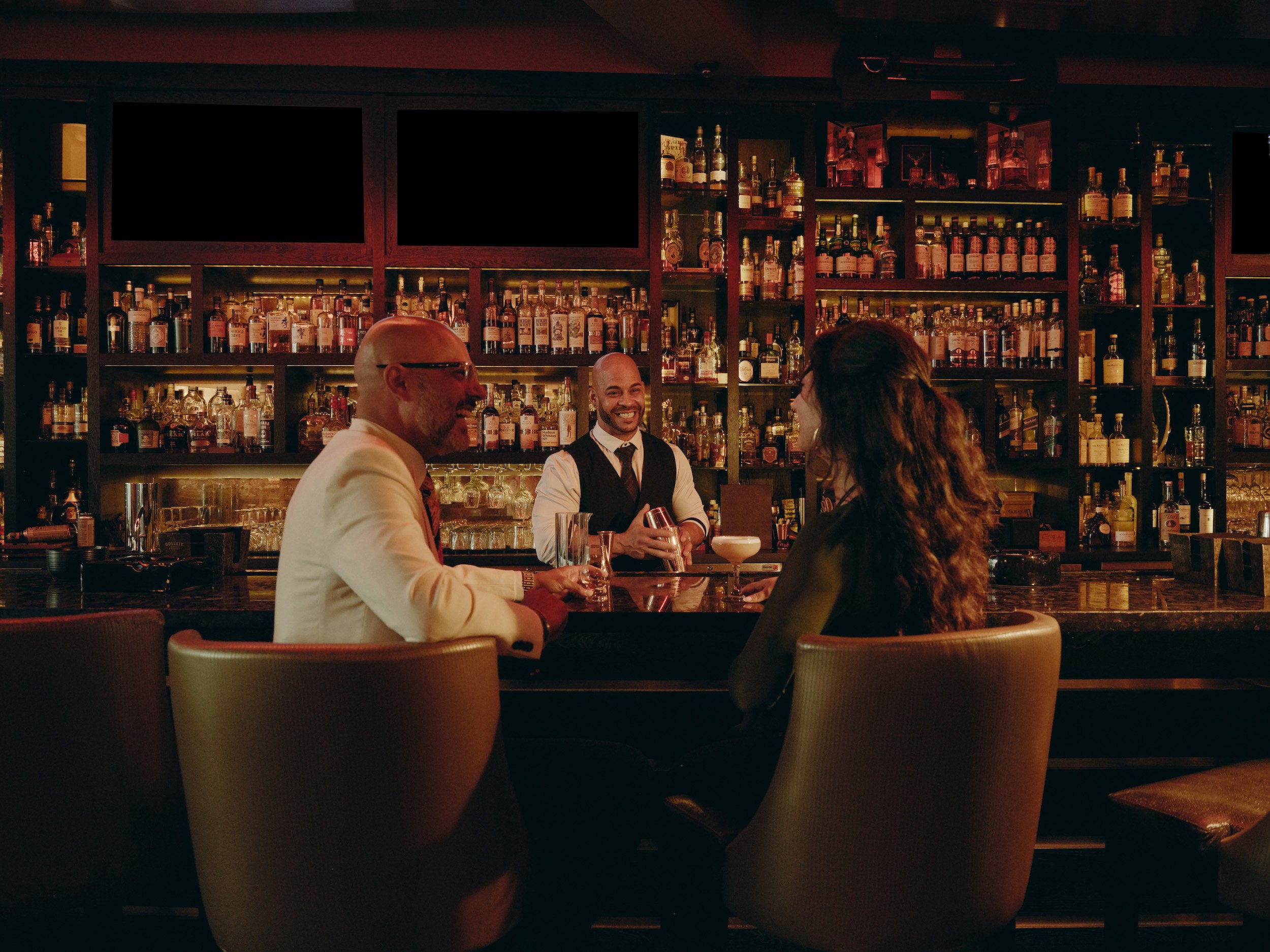 Empire Social Lounge: A Haven of Luxury in Kendall