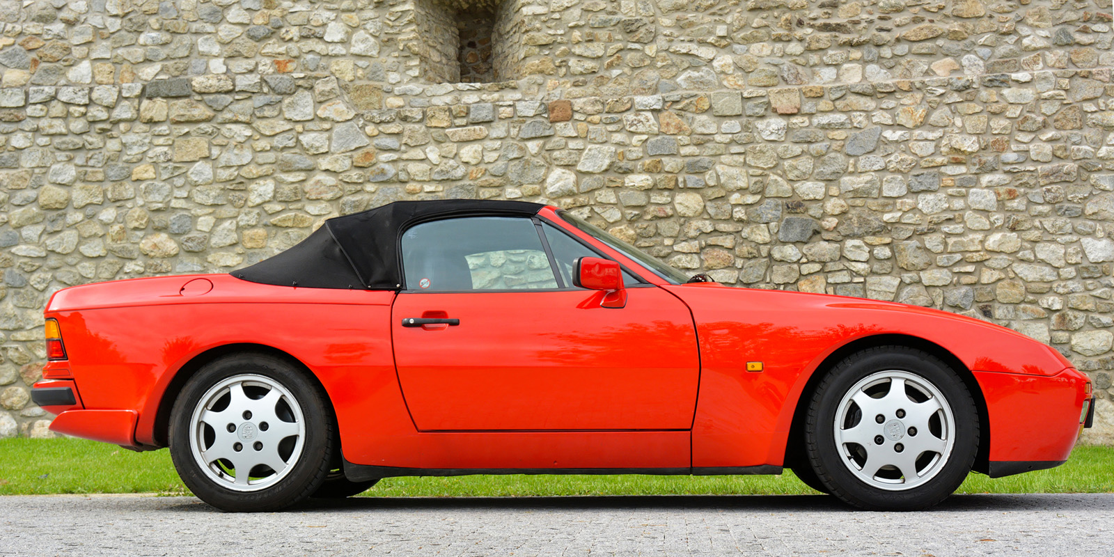 The Porsche 944: A Timeless Classic That Still Turns Heads
