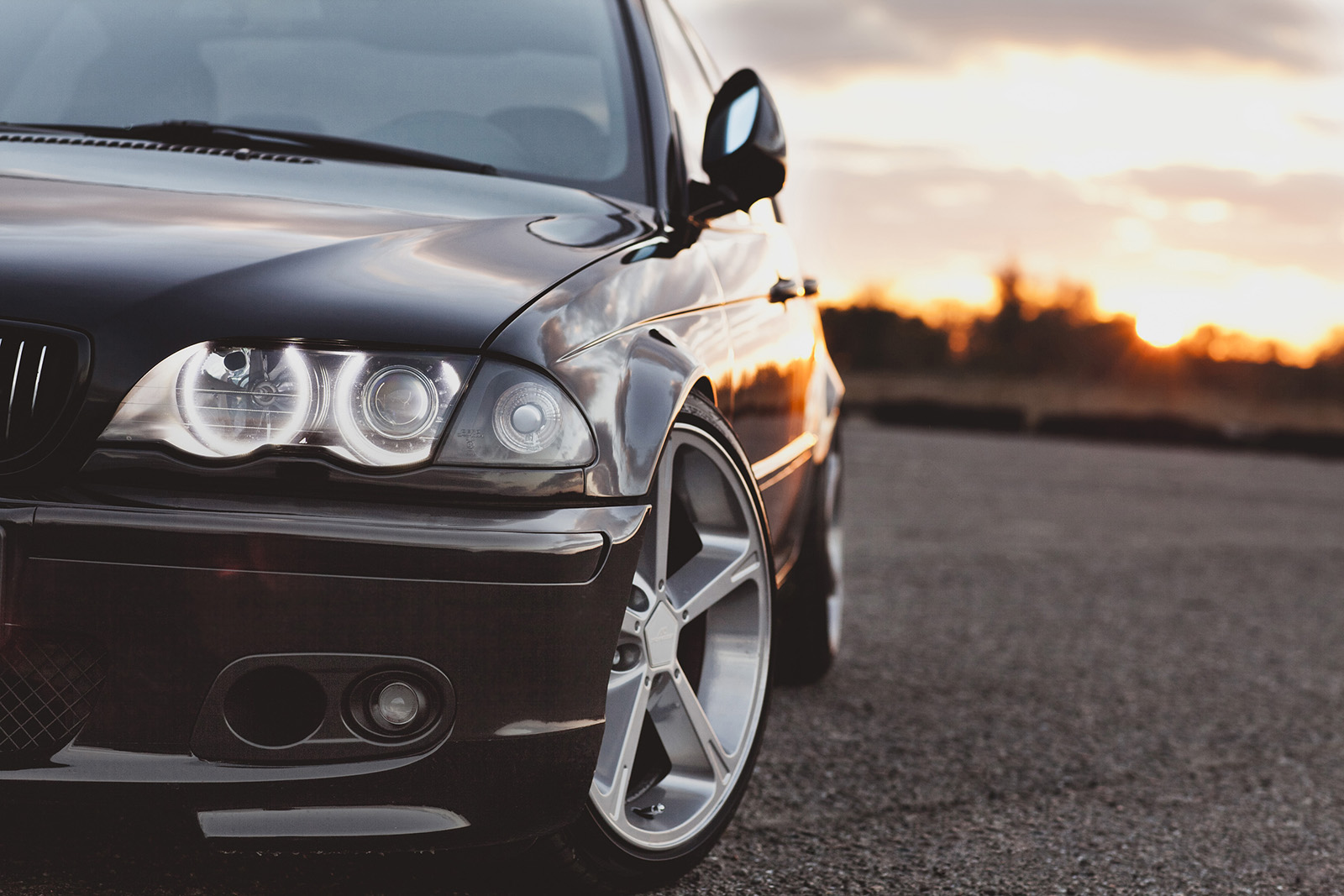 The BMW 128i: A Comprehensive Overview of Its History and Common Concerns