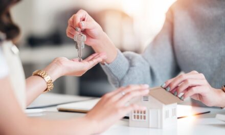 From Contract to Keys: Insurance Tips for Miami Realtors