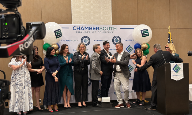 Chamber South Celebrates Humberto Comellas and ulltium consulting®